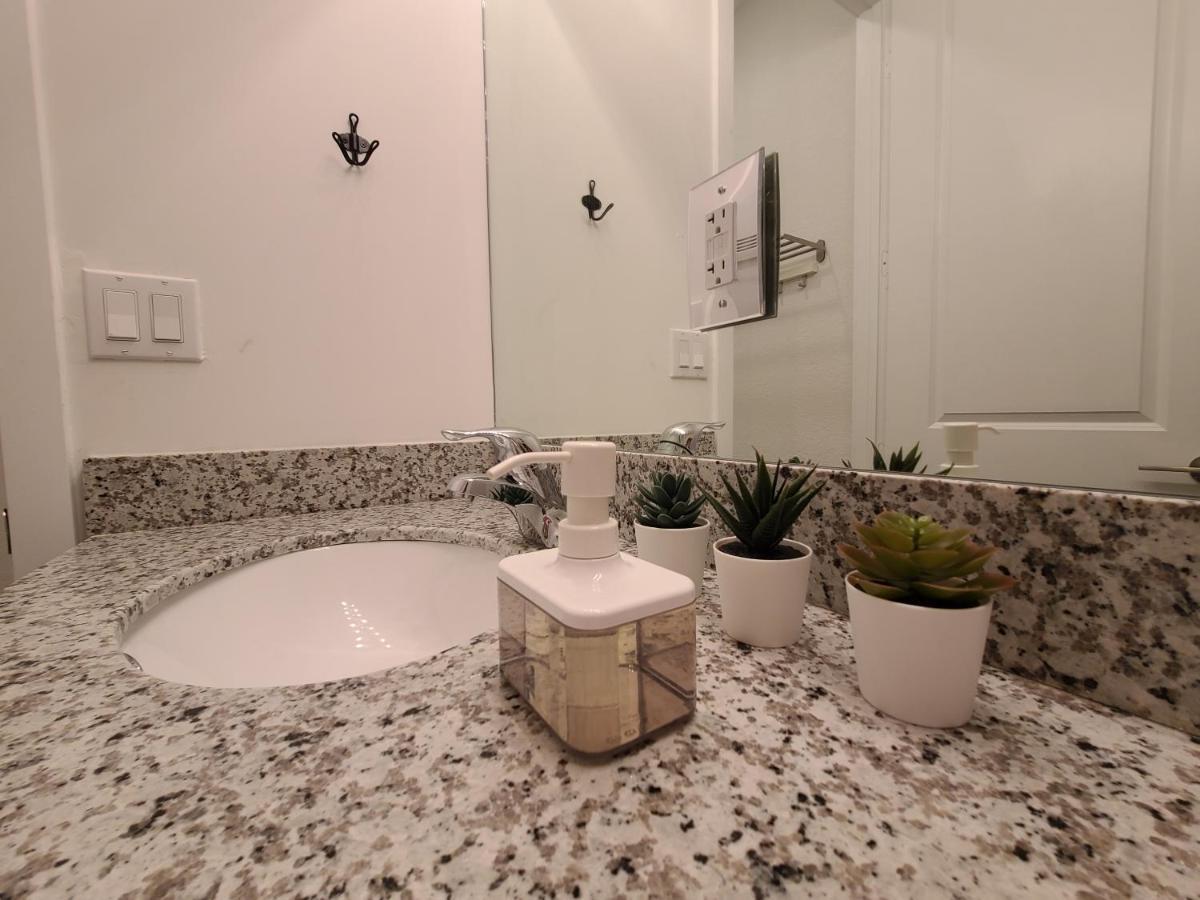 Cozy Private Room South Miami Heights 외부 사진
