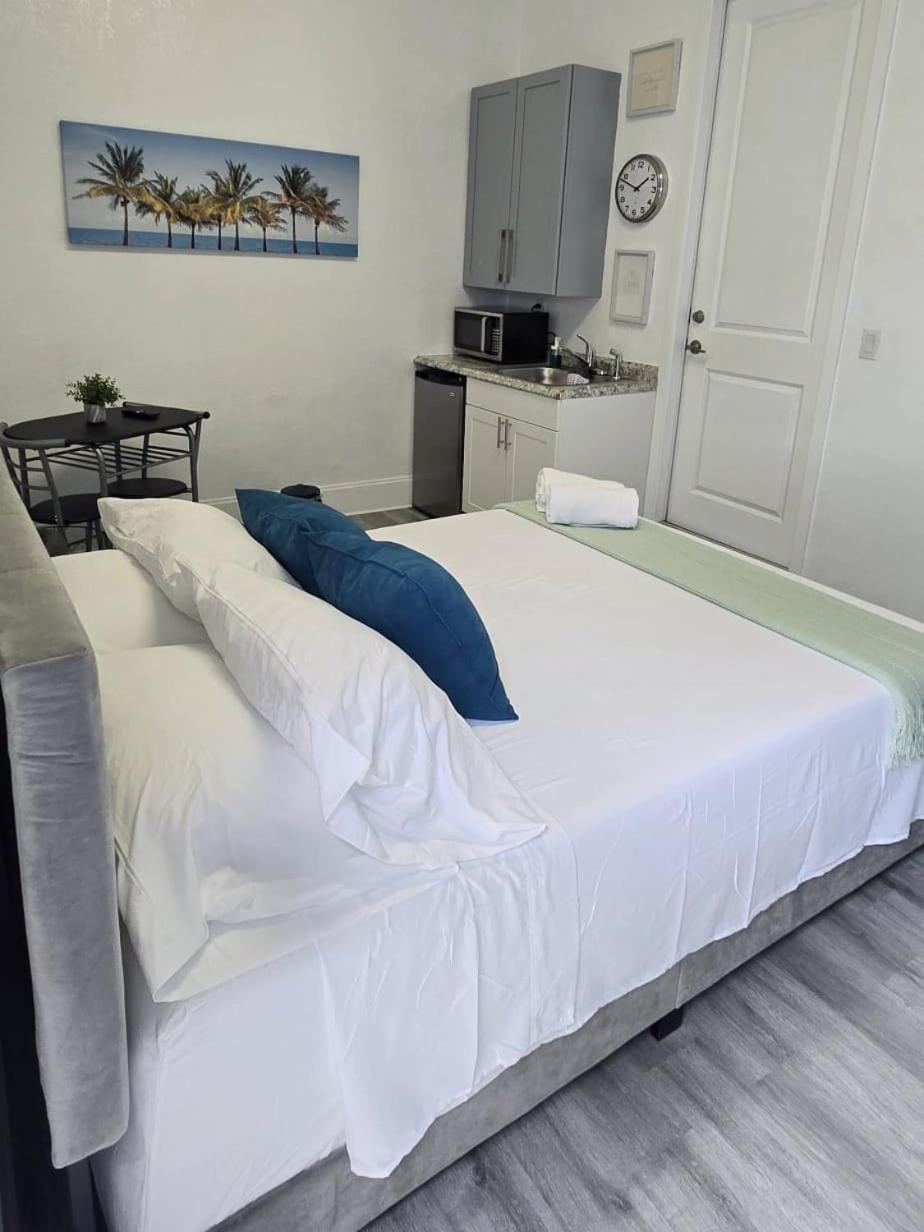 Cozy Private Room South Miami Heights 외부 사진